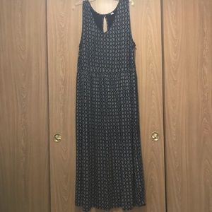 Black and white long maxi dress